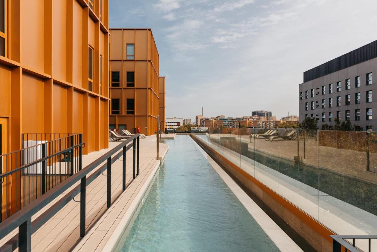 For Students Studying In Barcelona Only - Stunning Spacious Studios And Private Rooms At Pallars Student Accommodation Exterior foto