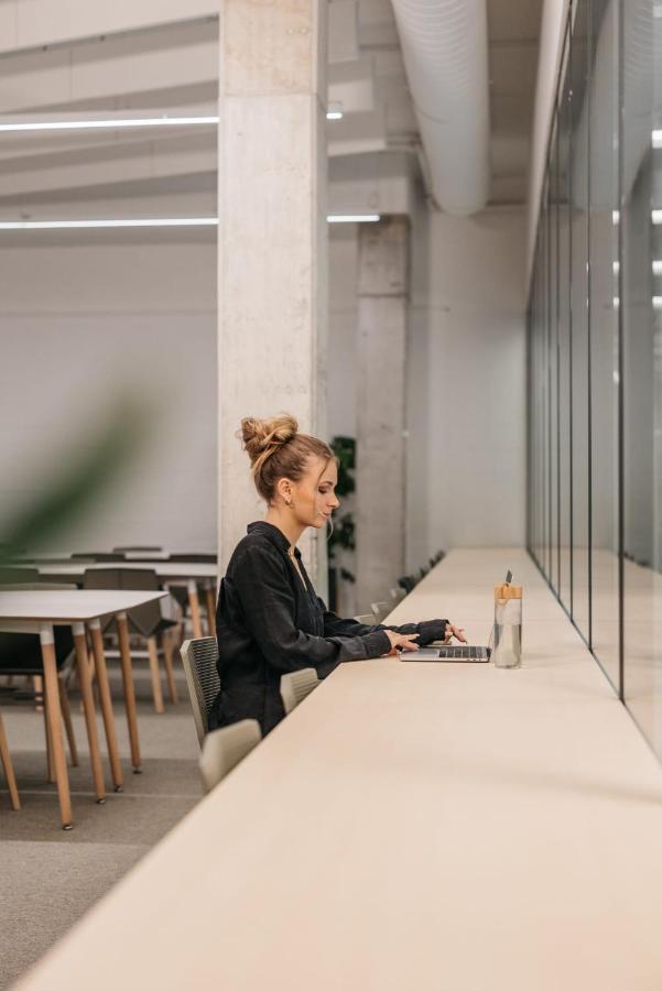 For Students Studying In Barcelona Only - Stunning Spacious Studios And Private Rooms At Pallars Student Accommodation Exterior foto
